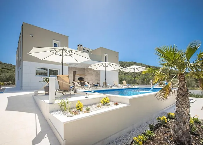 Hileja Villa Marina (Bossoglina)